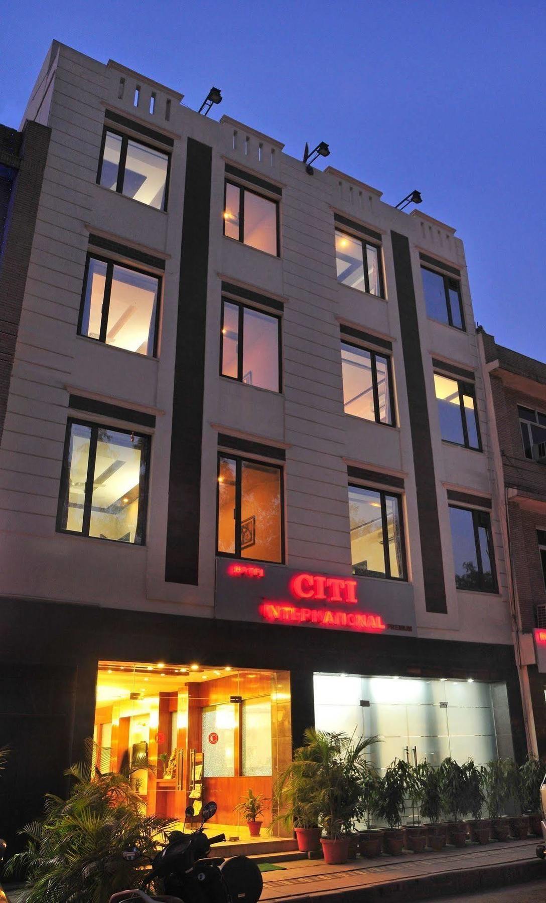 Hotel Citi International Delhi  Buitenkant foto