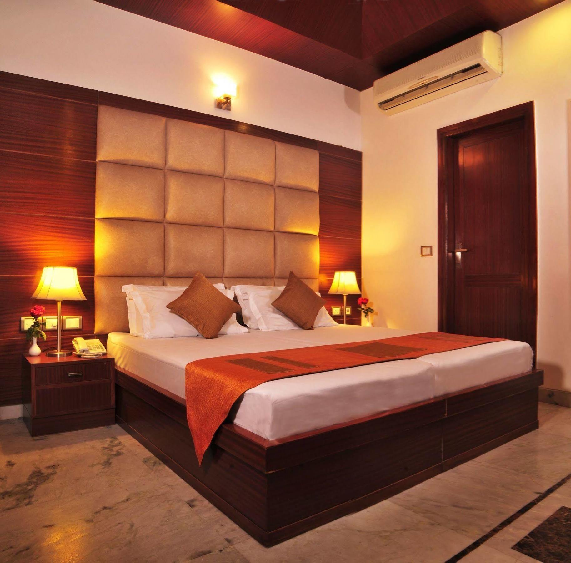 Hotel Citi International Delhi  Buitenkant foto